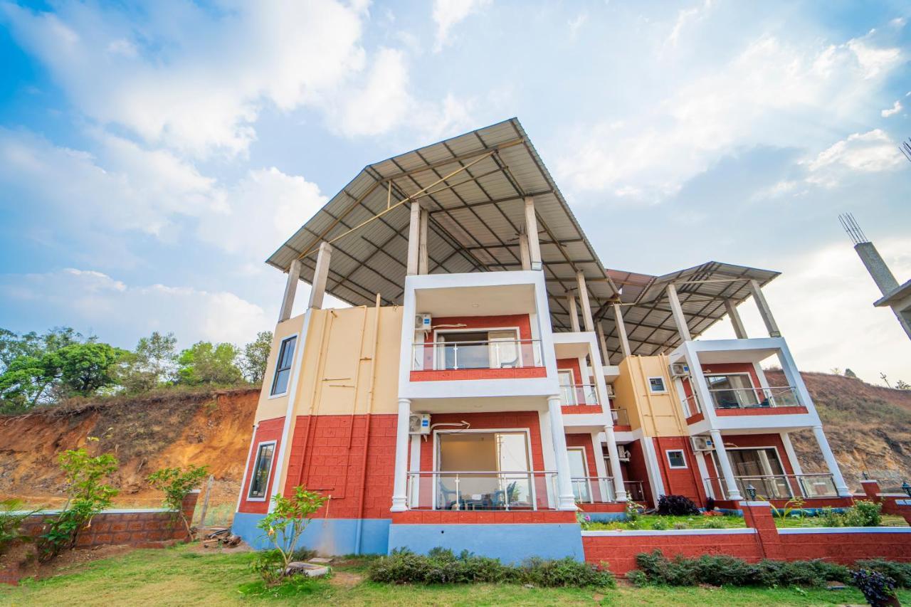 Vrindavan Resort Mahabaleshwar Luaran gambar